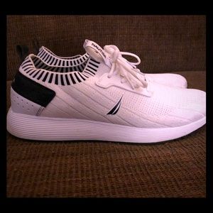 Men’s Nautica sneakers
